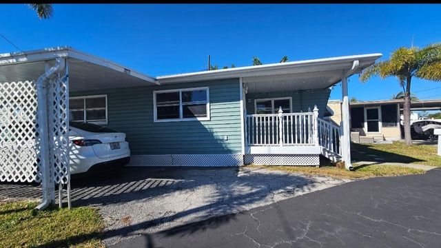 4330 86TH LANE N 56, St Petersburg, FL 33709