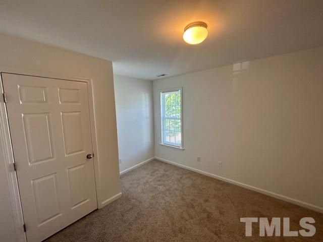 104 Tuscarora Lane, Clayton, NC 27520