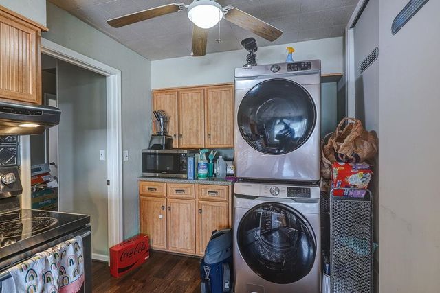 1421 E 12th Ave, Winfield, KS 67156