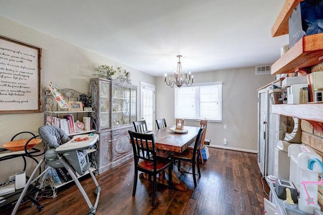 1421 E 12th Ave, Winfield, KS 67156