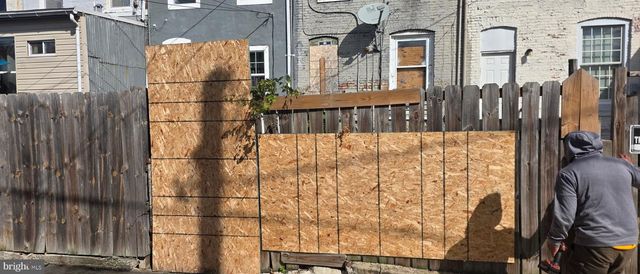 1230 S CAREY ST, Baltimore, MD 21230