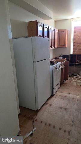 1230 S CAREY ST, Baltimore, MD 21230