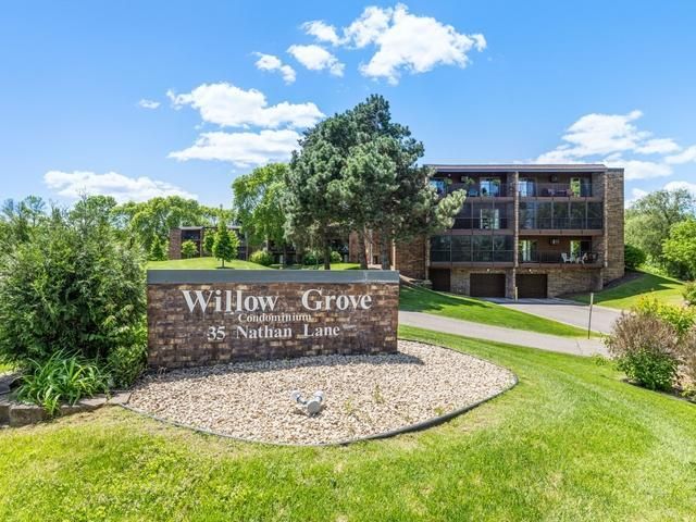 35 Nathan Lane N 210, Plymouth, MN 55441