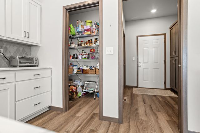 2089 67th Avenue S, Fargo, ND 58104