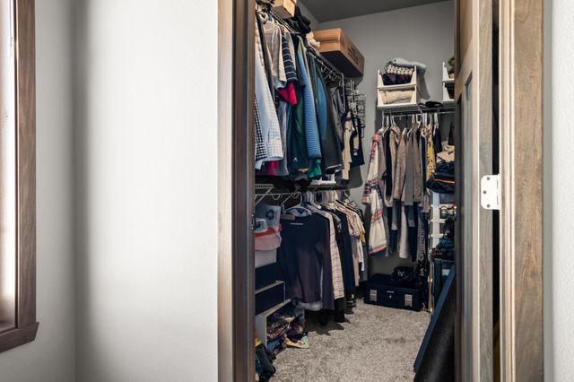 2089 67th Avenue S, Fargo, ND 58104