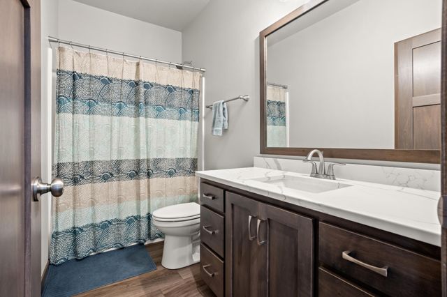 2089 67th Avenue S, Fargo, ND 58104