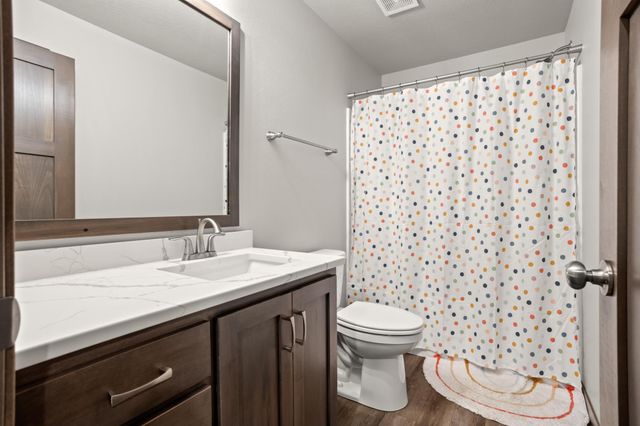 2089 67th Avenue S, Fargo, ND 58104