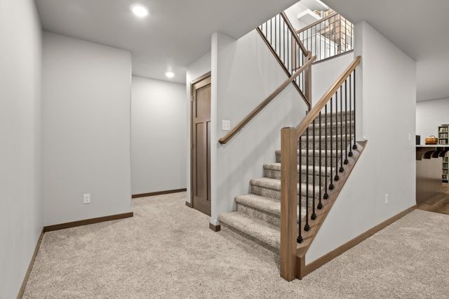 2089 67th Avenue S, Fargo, ND 58104