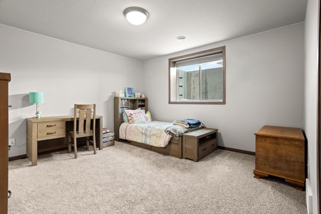 2089 67th Avenue S, Fargo, ND 58104