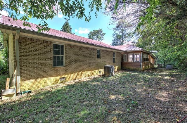 26 Farmer Road NW, Cartersville, GA 30120