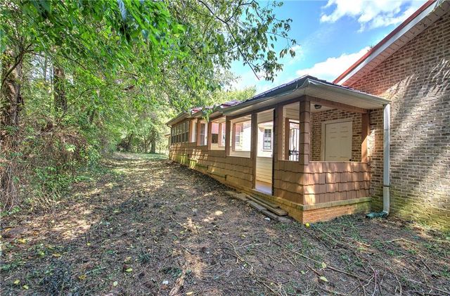 26 Farmer Road NW, Cartersville, GA 30120