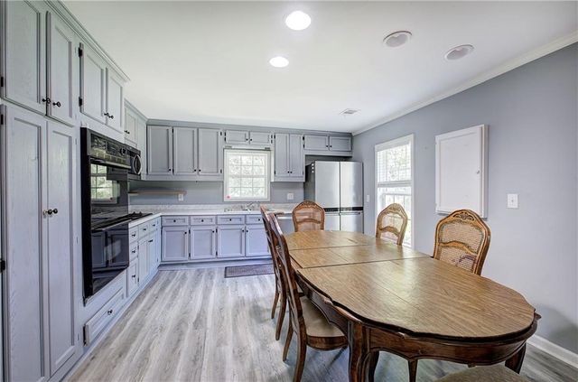 26 Farmer Road NW, Cartersville, GA 30120