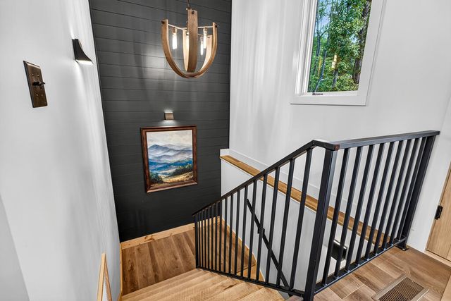 560 Horatio Drive, Blue Ridge, GA 30513