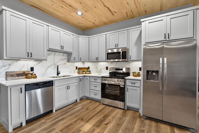 560 Horatio Drive, Blue Ridge, GA 30513