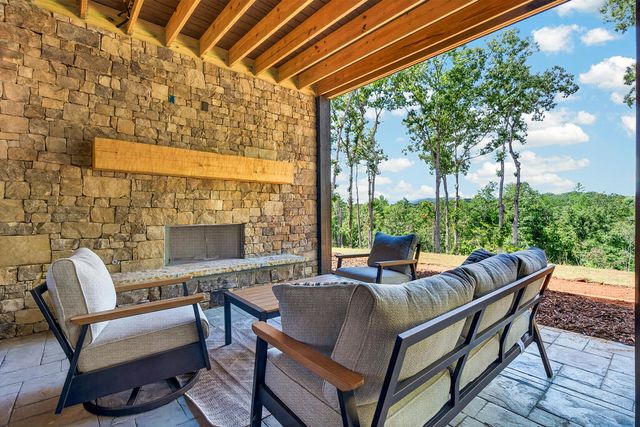 560 Horatio Drive, Blue Ridge, GA 30513