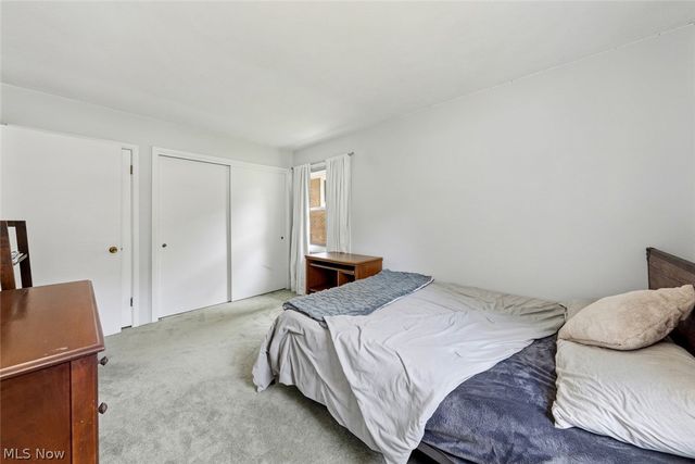 8975 Lindberg Boulevard, Olmsted Falls, OH 44138