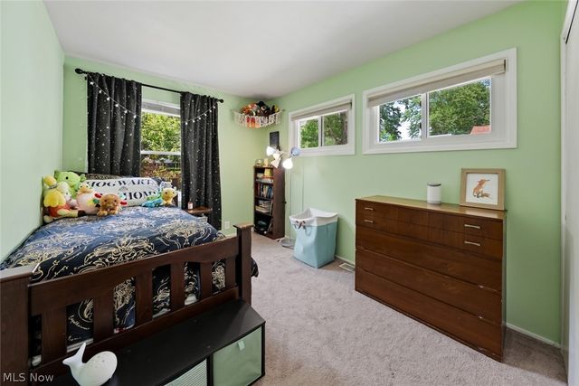8975 Lindberg Boulevard, Olmsted Falls, OH 44138