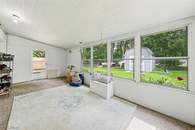 8975 Lindberg Boulevard, Olmsted Falls, OH 44138