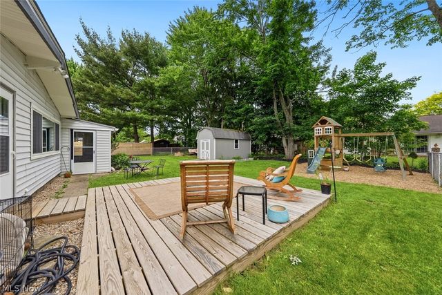 8975 Lindberg Boulevard, Olmsted Falls, OH 44138