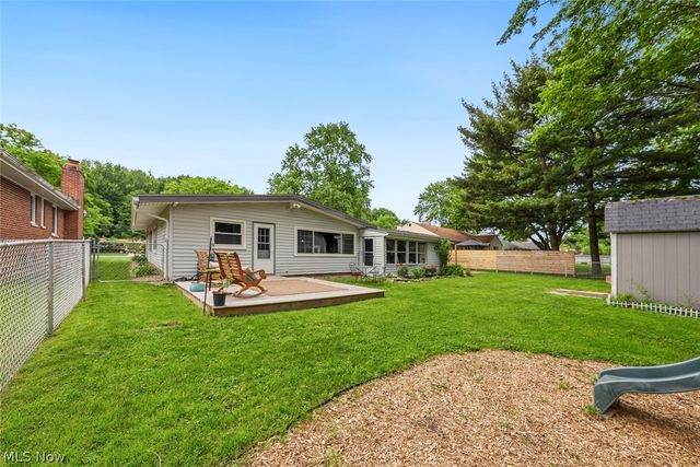 8975 Lindberg Boulevard, Olmsted Falls, OH 44138