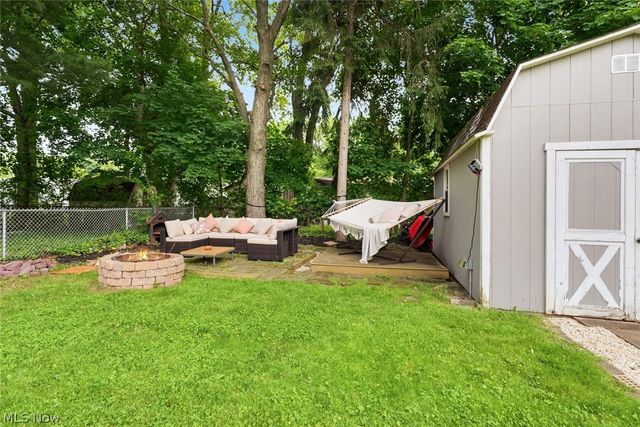 8975 Lindberg Boulevard, Olmsted Falls, OH 44138