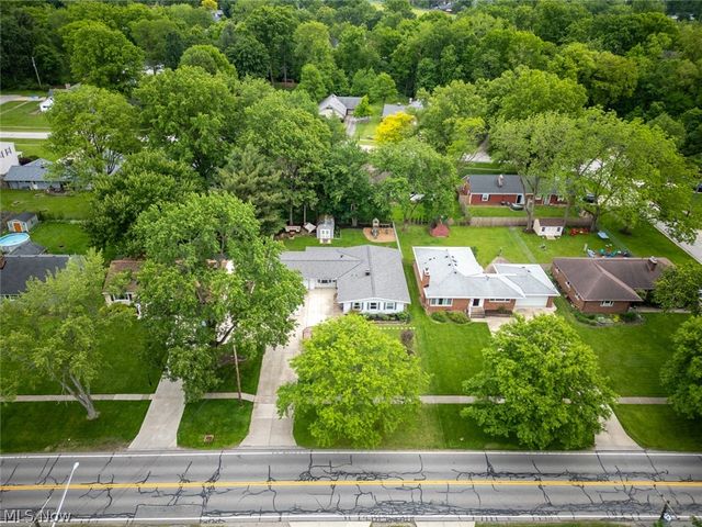 8975 Lindberg Boulevard, Olmsted Falls, OH 44138