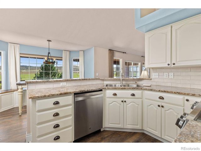 7864 Heart J Trail, Loveland, CO 80537