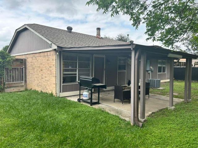 7226 Lost Fable Lane, Houston, TX 77095