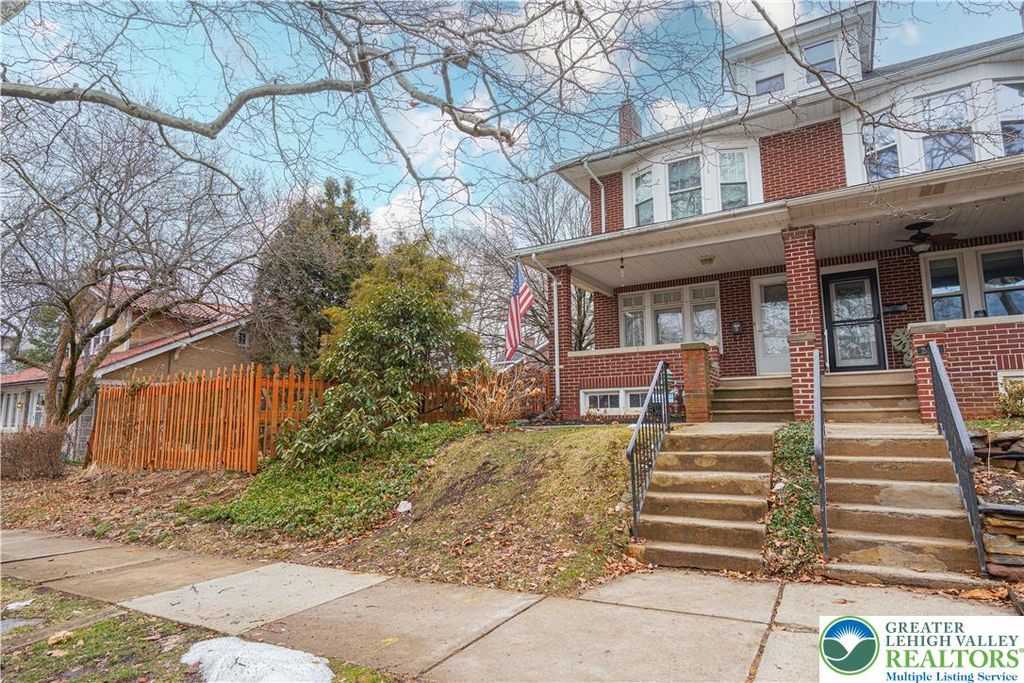 2041 West Highland Street, Allentown City, PA 18104