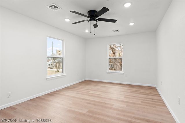 48 W Gary Street, Greenwood, AR 72936