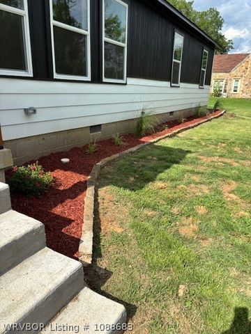 48 W Gary Street, Greenwood, AR 72936