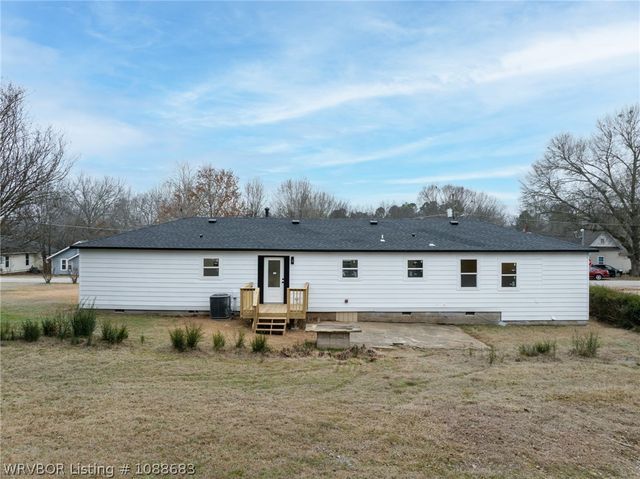 48 W Gary Street, Greenwood, AR 72936