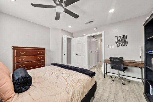 630 W Canty Street B3, Dallas, TX 75208