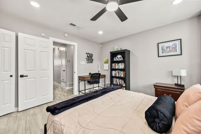630 W Canty Street B3, Dallas, TX 75208