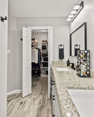630 W Canty Street B3, Dallas, TX 75208