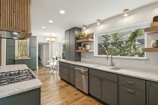 7122 Winedale Drive, Dallas, TX 75231