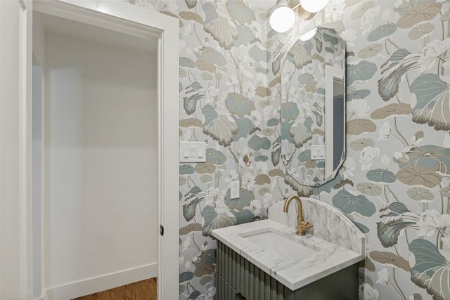 7122 Winedale Drive, Dallas, TX 75231