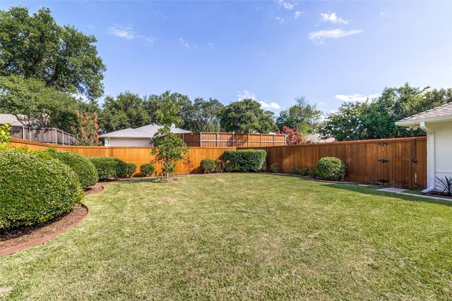 7122 Winedale Drive, Dallas, TX 75231