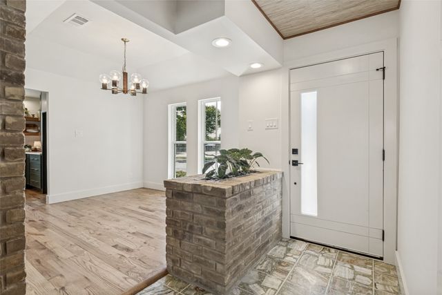 7122 Winedale Drive, Dallas, TX 75231