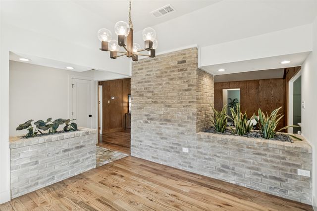7122 Winedale Drive, Dallas, TX 75231