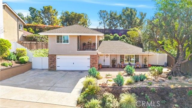 19582 Crestknoll, Yorba Linda, CA 92886