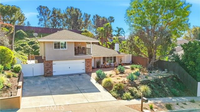 19582 Crestknoll, Yorba Linda, CA 92886
