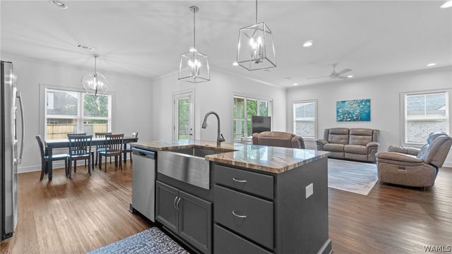 2451 Vesta, Tuscaloosa, AL 35406