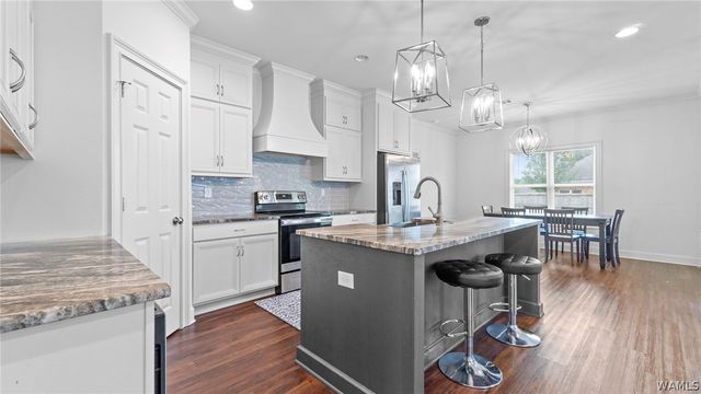 2451 Vesta, Tuscaloosa, AL 35406