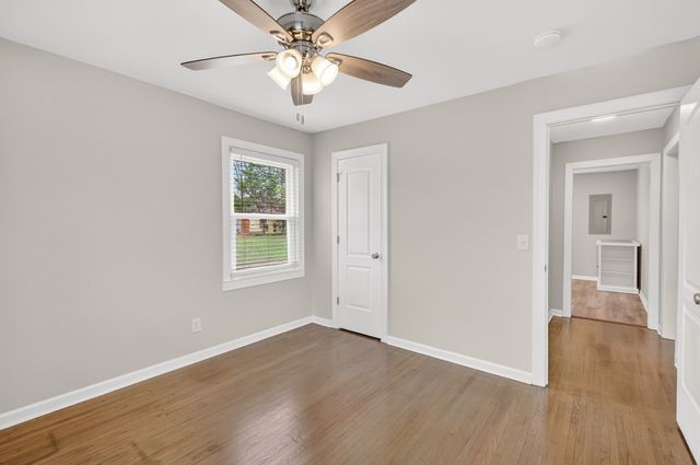 917 Smith St, Shelbyville, TN 37160