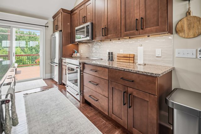 367 Natures Valley Drive, Somerset, KY 42503