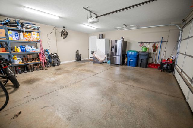 367 Natures Valley Drive, Somerset, KY 42503
