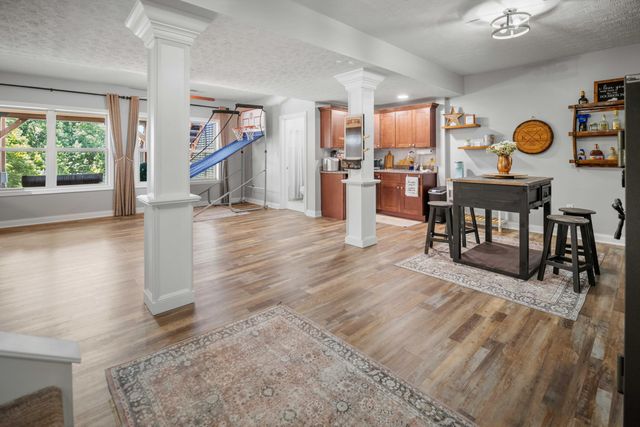 367 Natures Valley Drive, Somerset, KY 42503