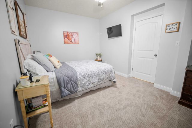 367 Natures Valley Drive, Somerset, KY 42503