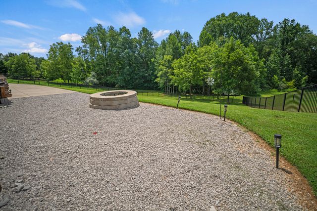 367 Natures Valley Drive, Somerset, KY 42503